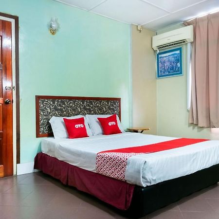 Oyo 89997 Kurnia Hotel Tawau Exterior photo