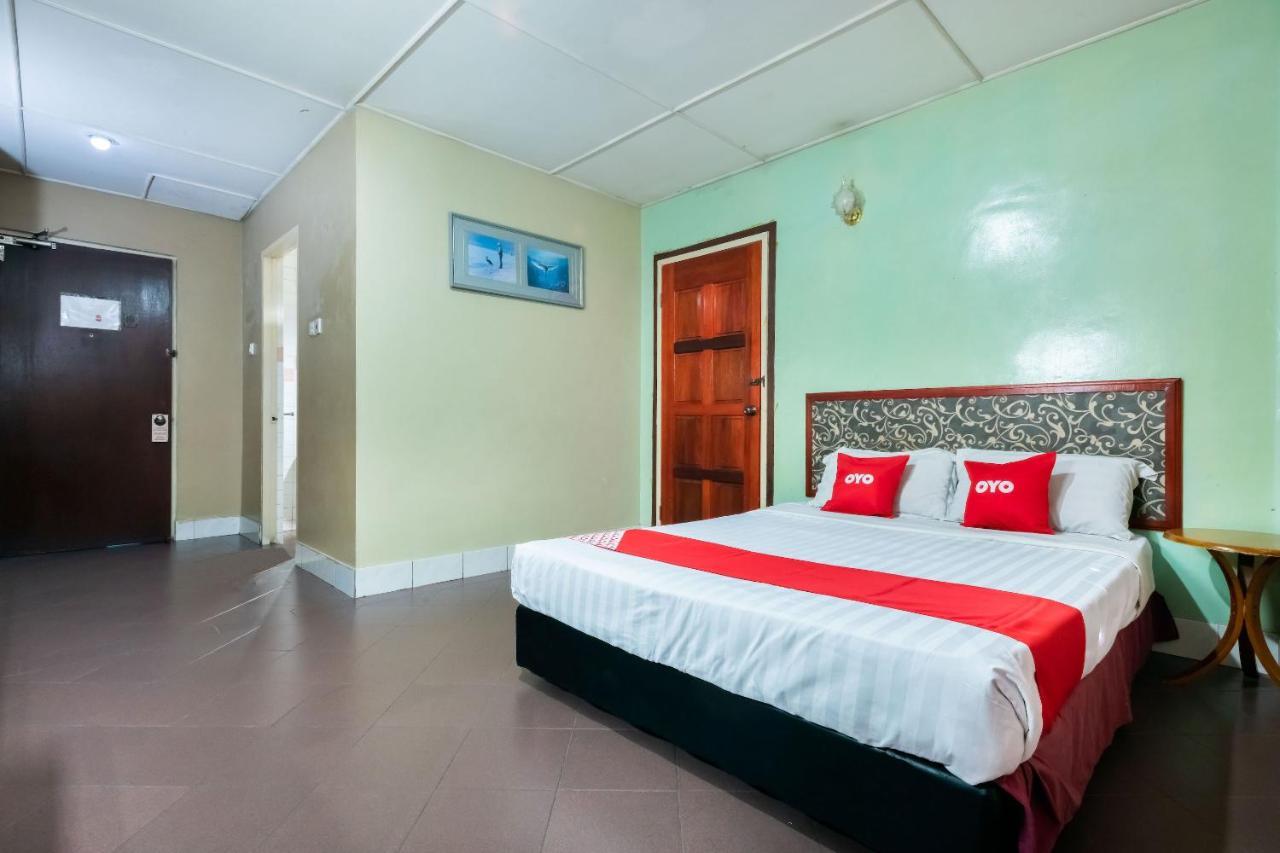 Oyo 89997 Kurnia Hotel Tawau Exterior photo