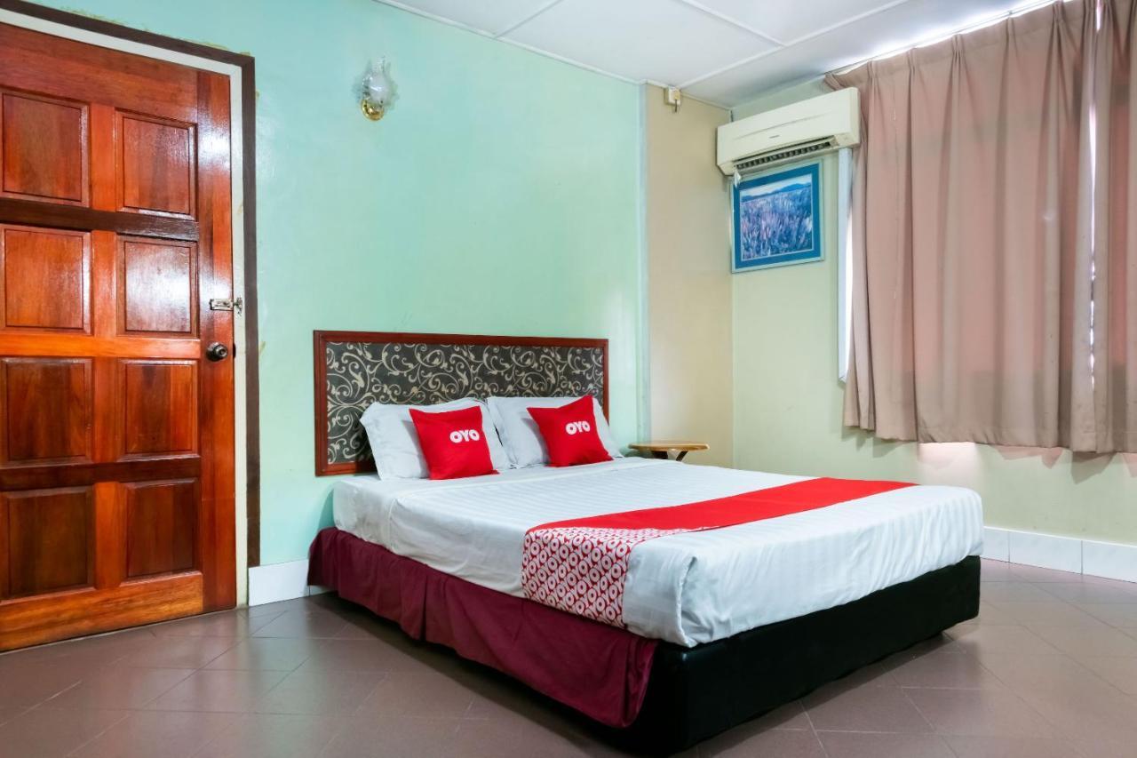 Oyo 89997 Kurnia Hotel Tawau Exterior photo