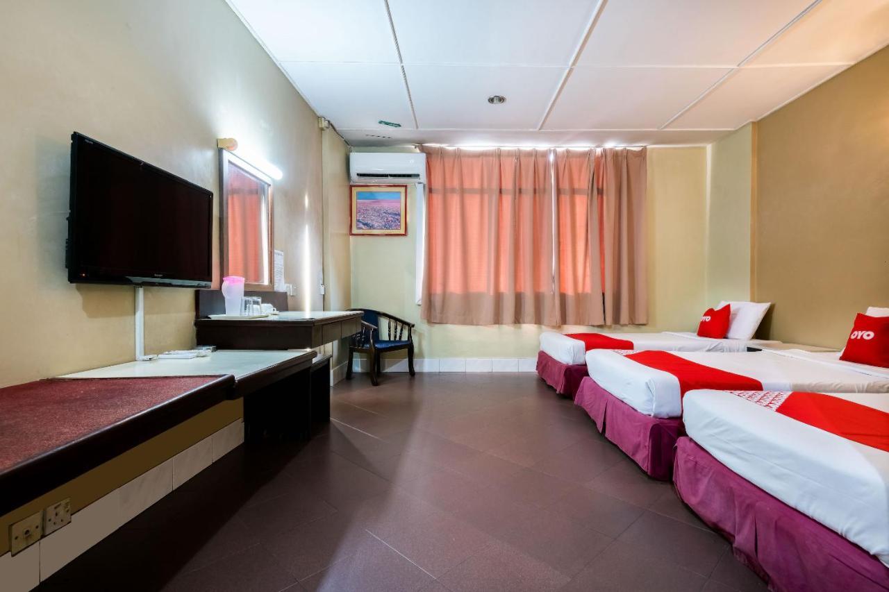 Oyo 89997 Kurnia Hotel Tawau Exterior photo